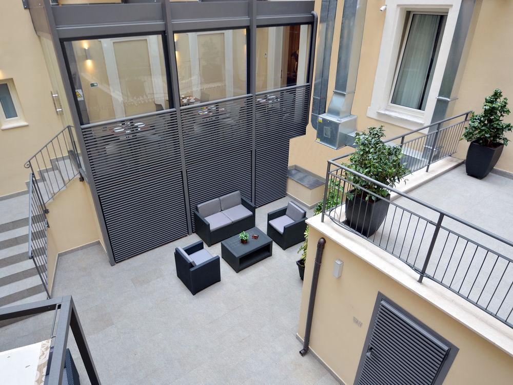 Quirinale Luxury Rooms Rome Exterior photo